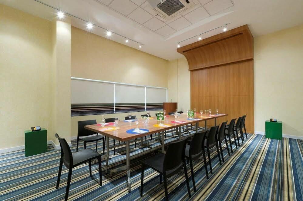 Aloft Coimbatore Singanallur Esterno foto
